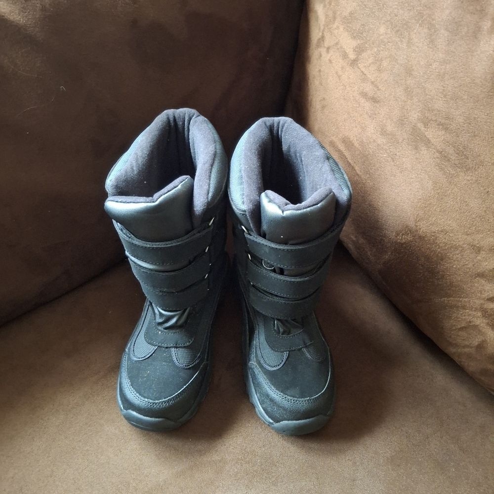 Athletech Black Snow Boots for Kids Sz 3